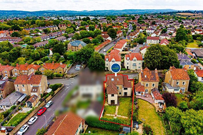 7 Bedroom Detached House For Sale In Nunney Road, Frome, BA11