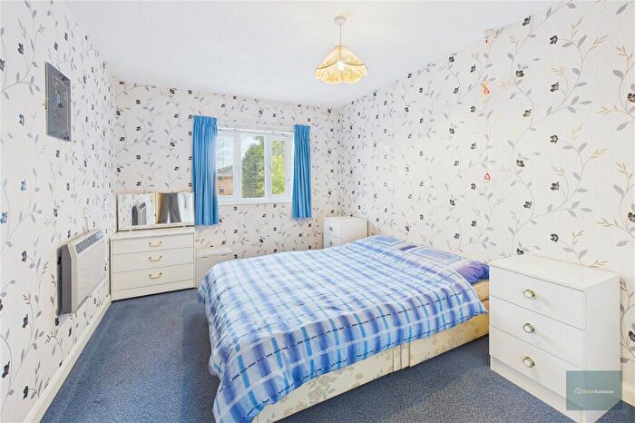 2 Bedroom Apartment For Sale In Wharf Court, Melksham, SN12