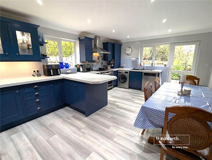 3 Bedroom Bungalow For Sale In Firshill, Christchurch, Dorset, BH23