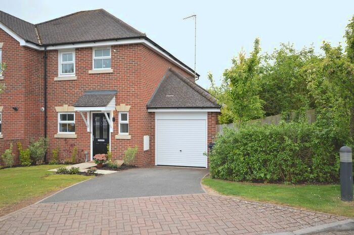 3 Bedroom Semi-Detached House To Rent In Crabtree Close, Beaconsfield, HP9