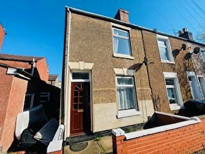 2 Bedroom End Of Terrace House To Rent In Hunter Street, Rugby, CV21