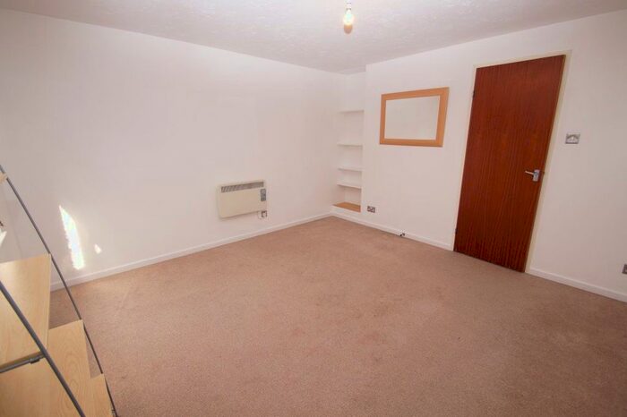 1 Bedroom Maisonette To Rent In Wexham Road, Slough, SL2