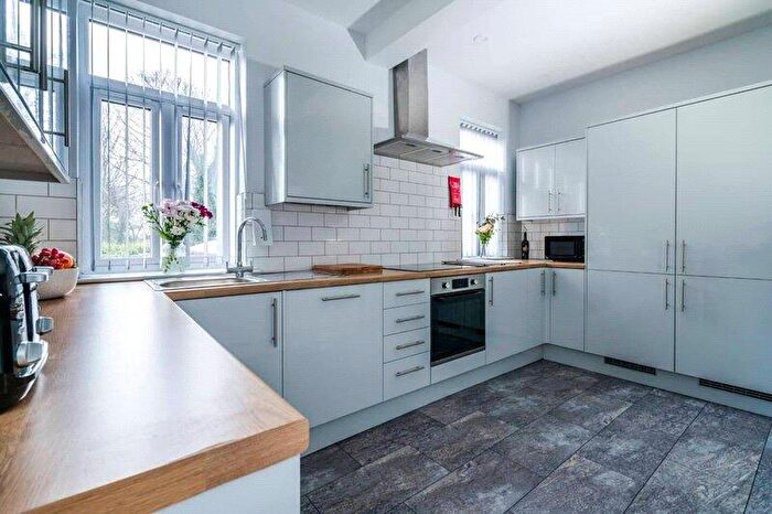 1 Bedroom Detached House To Rent In Midland Road, Royston, Barnsley, S71