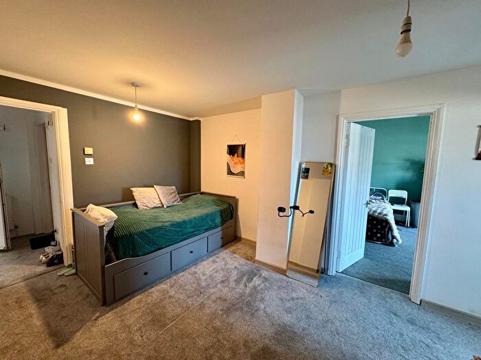 1 Bedroom Property To Rent In St. James Road, Southampton, SO15