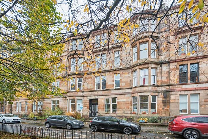 2 Bedroom Flat To Rent In Barrington Drive, Woodlands, Glasgow, G4
