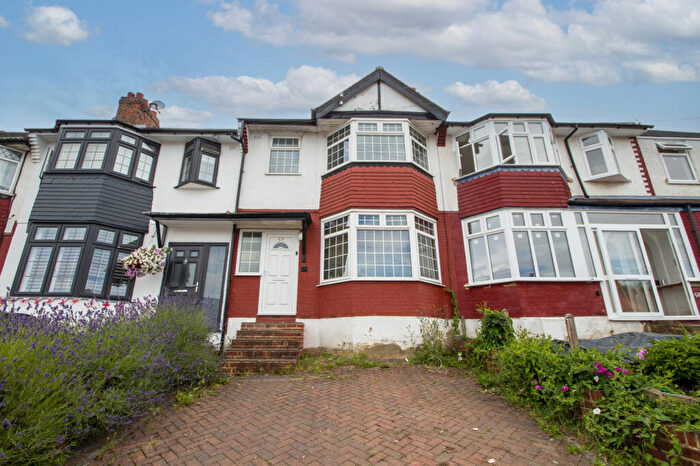 3 Bedroom Terraced House To Rent In Clayhill Crescent, Mottingham, London, SE9