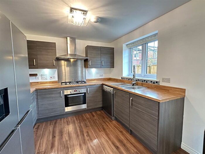 4 Bedroom Detached House For Sale In Mourie Wood Way, Yarm, TS15