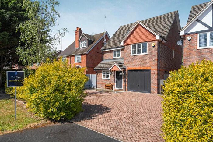 4 Bedroom Detached House For Sale In New Road, Ascot, SL5