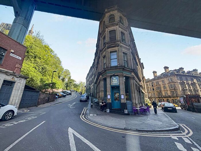 2 Bedroom Flat For Sale In Queen Street, Quayside, Newcastle Upon Tyne, NE1