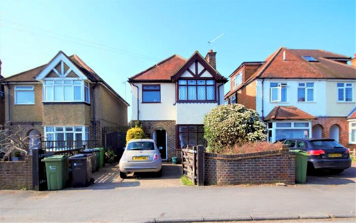 5 Bedroom Detached House To Rent In Beckingham Road, Guildford, GU2