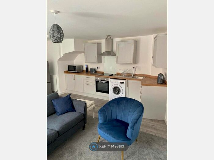 2 Bedroom Maisonette To Rent In The Strand, Exmouth, EX8