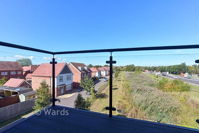 2 Bedroom Flat For Sale In Braid Drive, Herne Bay, Kent, CT6