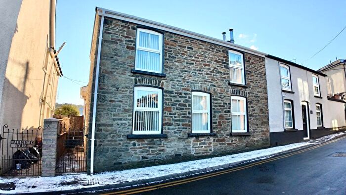 3 Bedroom Semi Detached House For Sale In Newbridge, Newport, NP11