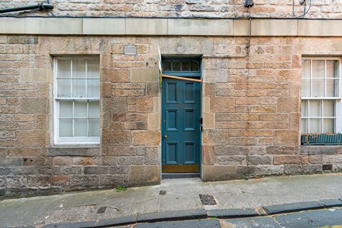 1 Bedroom Flat To Rent In Broughton Street, New Town, City Centre, EH1