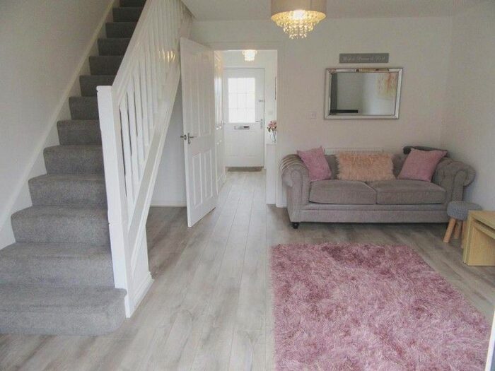 2 Bedroom Terraced House To Rent In Stryd Bennett, Llanelli, Carmarthenshire., SA15