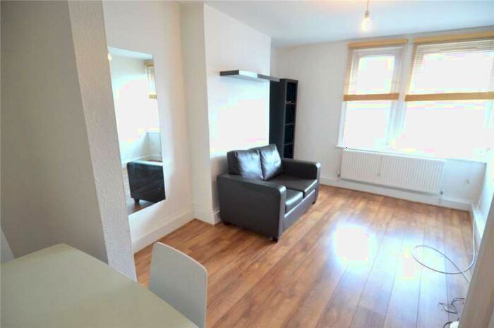 1 Bedroom Apartment To Rent In Manor Park Parade, Lee High Road, London, SE13