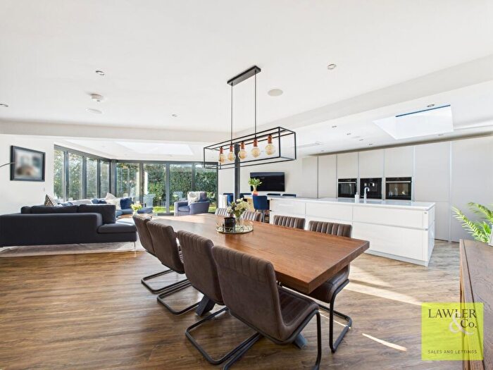 4 Bedroom Detached House For Sale In Lostock Hall Road, Poynton, Cheshire East, SK12