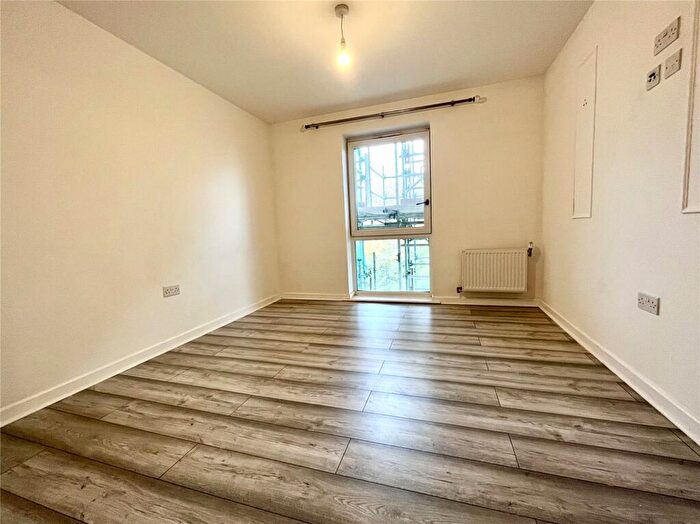 2 Bedroom Apartment To Rent In Bewick Villas, Henslow Crescent, Dartford, Kent, DA1