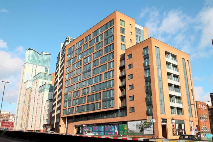2 Bedroom Flat To Rent In Westside Two, Suffolk Street Queensway, Birmingham, B1