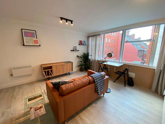 1 Bedroom Flat To Rent In York Place, Leeds, LS1