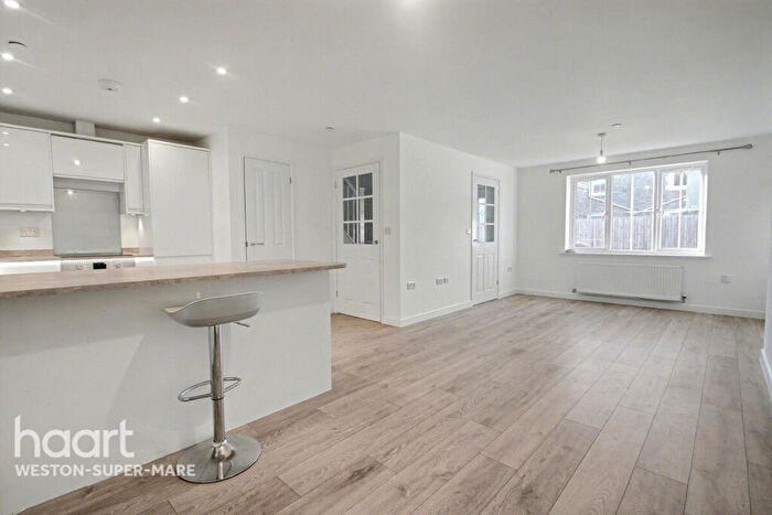 3 Bedroom Terraced House To Rent In George Street, Weston-Super-Mare, BS23