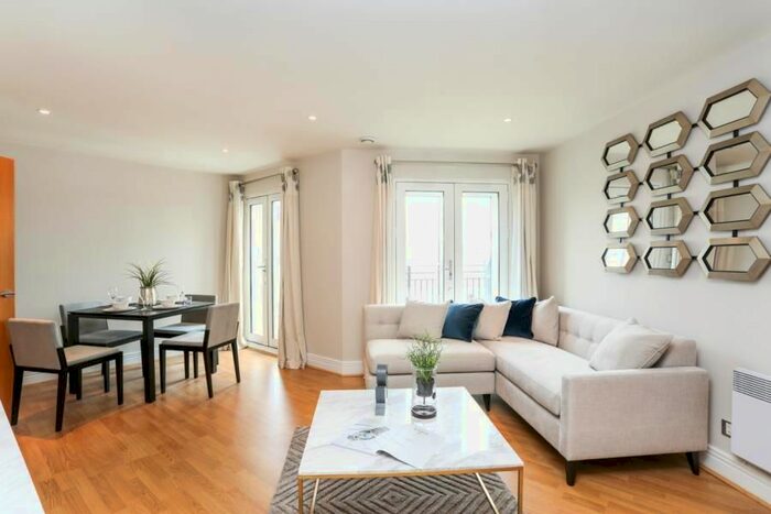 1 Bedroom Flat For Sale In Tollard House, Kensington, W14