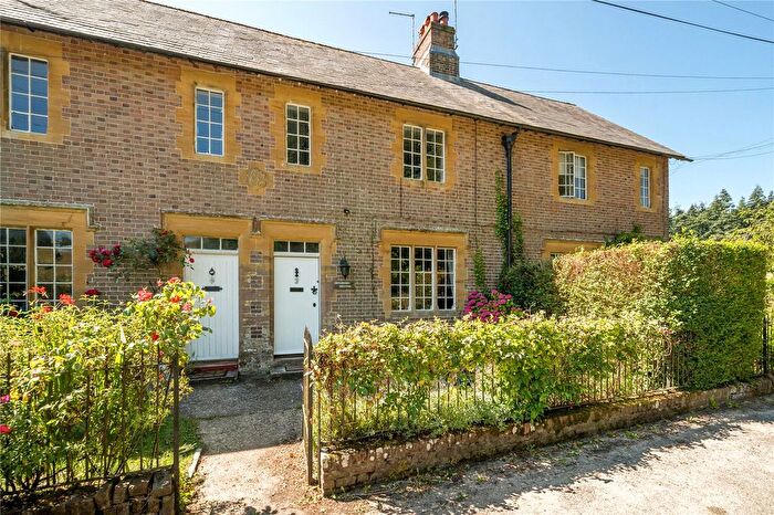 3 Bedroom Terraced House For Sale In Troytown, Dorchester, DT2
