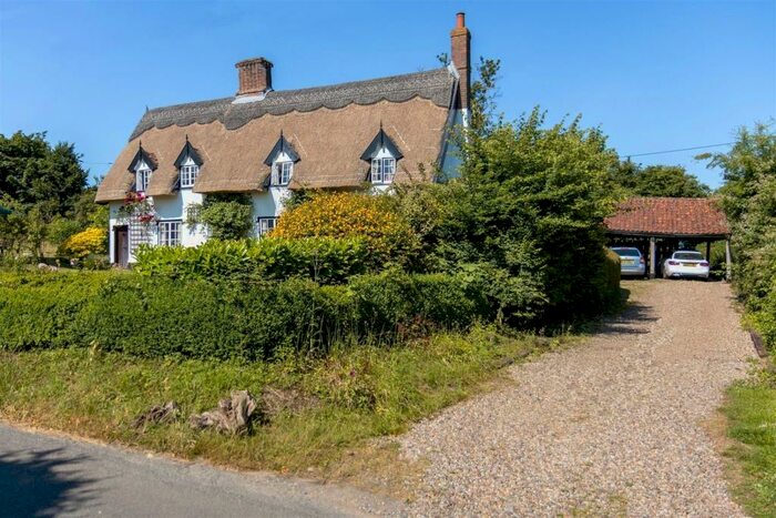 4 Bedroom Detached House For Sale In Wortham, Diss, IP22