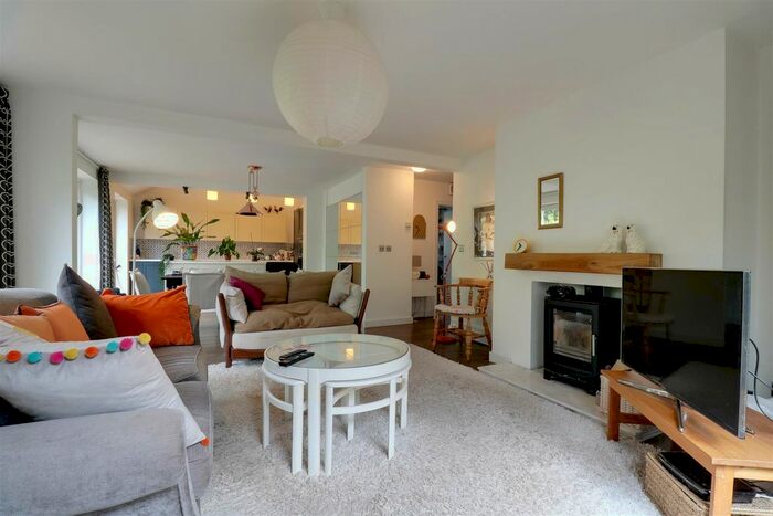 2 Bedroom Detached Bungalow For Sale In Sandbach Road North, Alsager, Stoke-On-Trent, ST7