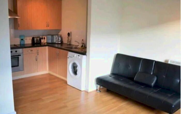 1 Bedroom Flat To Rent In Ashburn Triangle, Drayton Park Islington, London, N5
