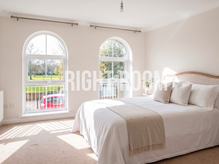 4 Bedroom Terraced House To Rent In Bed Townhouse, John Street, Southampton, SO14
