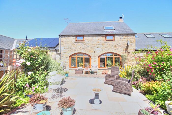 2 Bedroom Cottage For Sale In Morpeth, NE65
