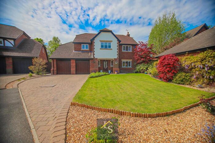 5 Bedroom Detached House For Sale In Roseneath, Bramhall, SK7