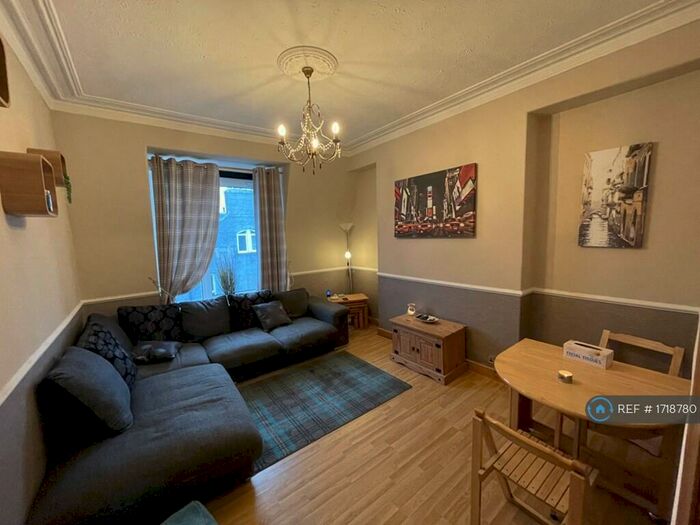 1 Bedroom Flat To Rent In Top Floor, Aberdeen, AB24