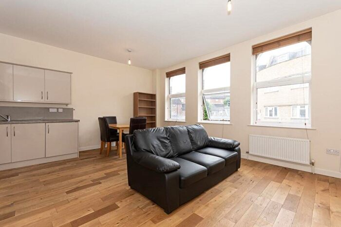 2 Bedroom Apartment To Rent In Battersea High Street, Battersea, SW11
