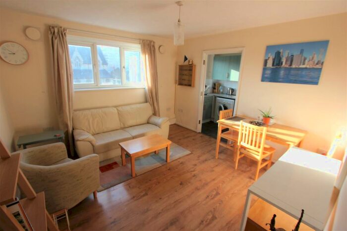 2 Bedroom Apartment To Rent In Royal Connaught Apartments, City Airport, London, E16