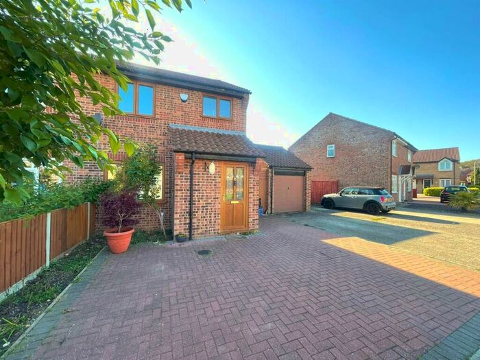 3 Bedroom House To Rent In Taverham, Norwich, NR8