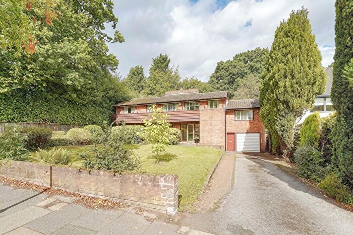 4 Bedroom Detached House For Sale In Hintlesham Avenue, Edgbaston, B15