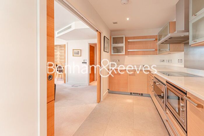3 Bedroom Flat To Rent In The Boulevard, Fulham, SW6