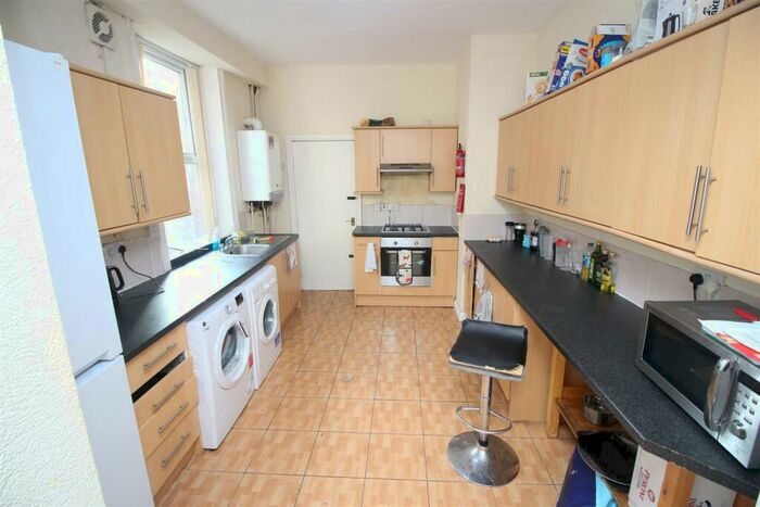 6 Bedroom Terraced House To Rent In Cavendish Place, Jesmond, Newcastle Upon Tyne, NE2