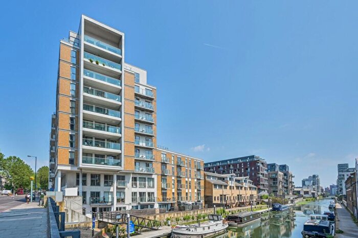 1 Bedroom Flat To Rent In Frances Wharf, Limehouse, London, E14
