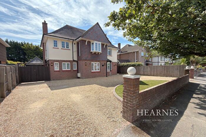 5 Bedroom Detached House For Sale In Keith Road, Talbot Woods, Bournemouth, BH3