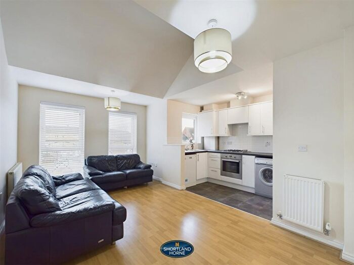 2 Bedroom Flat To Rent In Swan Lane, Stoke, Coventry, CV2