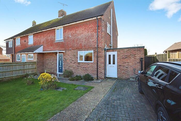 2 Bedroom Semi-Detached House For Sale In Meadow Road, Hailsham, BN27