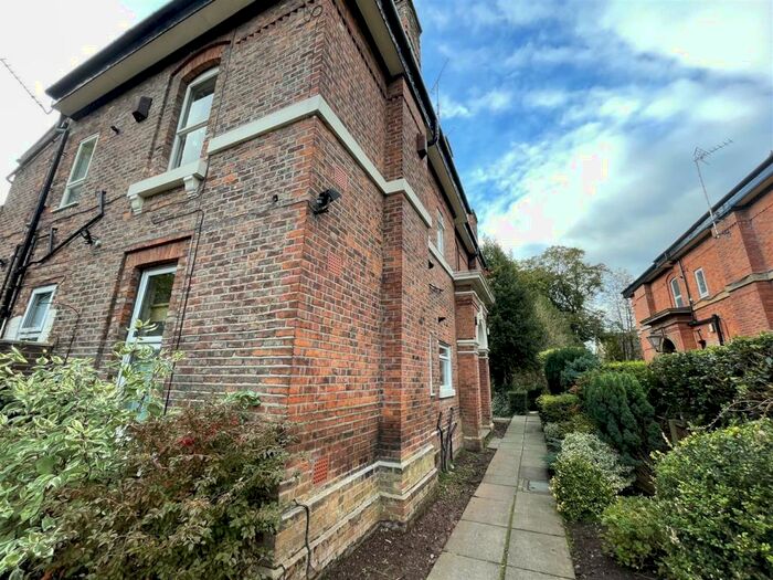 1 Bedroom Flat To Rent In Manchester Road, Chorlton Cum Hardy, Manchester, M21