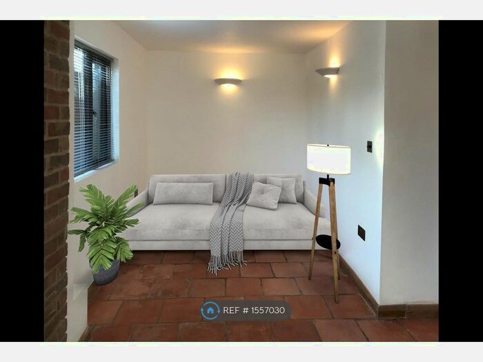 1 Bedroom Semi-Detached House To Rent In Evington Park, Ashford, TN25