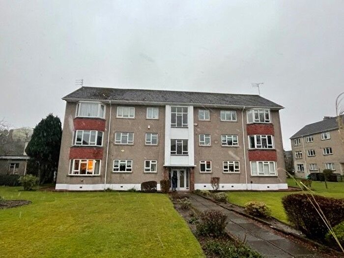 2 Bedroom Property To Rent In Kings Gardens, Glasgow, G77
