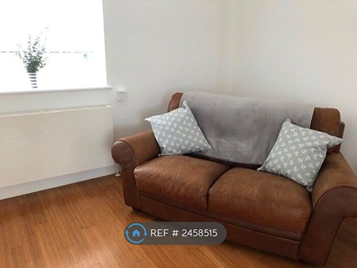 1 Bedroom Flat To Rent In Valentia Road, Hoylake, CH47