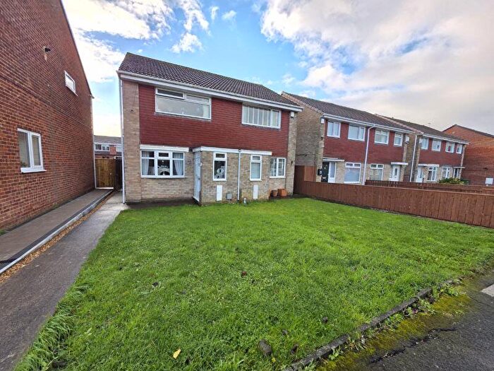 2 Bedroom Semi-Detached House To Rent In Sudbury Way, Cramlington, NE23