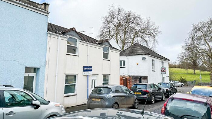 2 Bedroom End Of Terrace House To Rent In Marmaduke Street, Victoria Park, Bristol, BS3